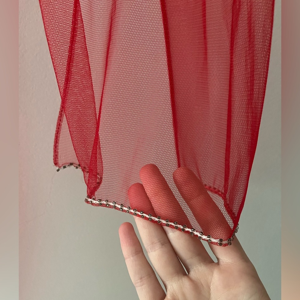 Red evening dress and shawl - Picture 11 of 11
